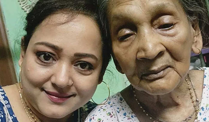 Aparajita Adhya’s mother dies