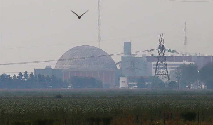 Half of Argentina plunges into darkness as fire knocks out power grid