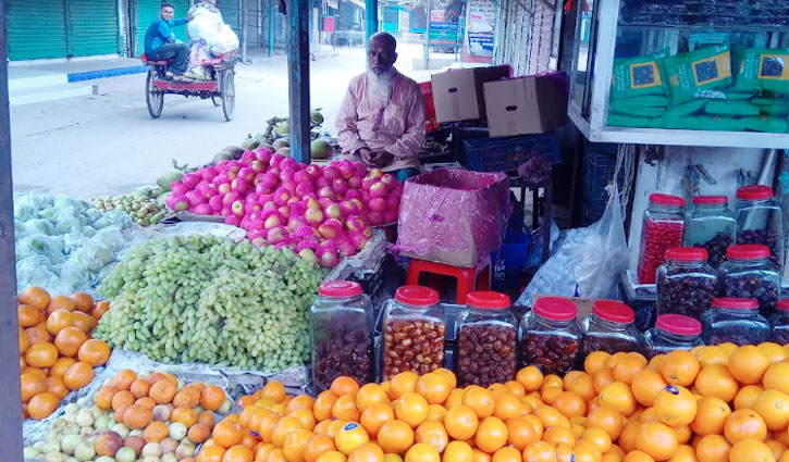 হিলি বন্দর দিয়ে ৭ বছর ধরে ফল আমদানি বন্ধ