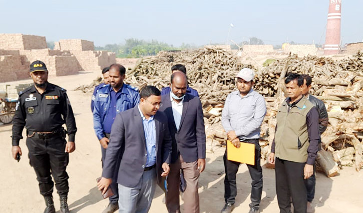 অবৈধ ইট ভাটায় অভিযান, ২৪ লাখ টাকা জরিমানা