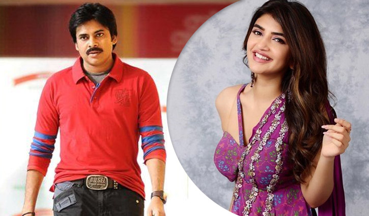 ৩০ বছরের ছোট নায়িকার সঙ্গে পবনের রোমান্স!