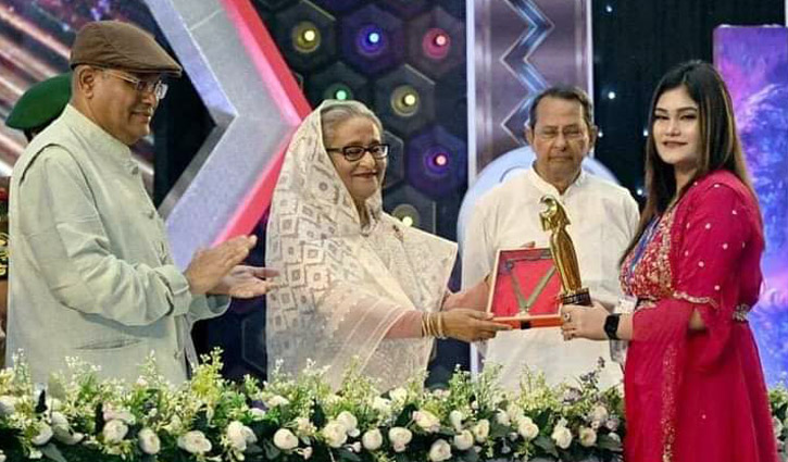 ‘টুঙ্গিপাড়ার মিয়া ভাই’র পুরস্কার প্রাপ্তিতে উচ্ছ্বসিত শান্ত খান