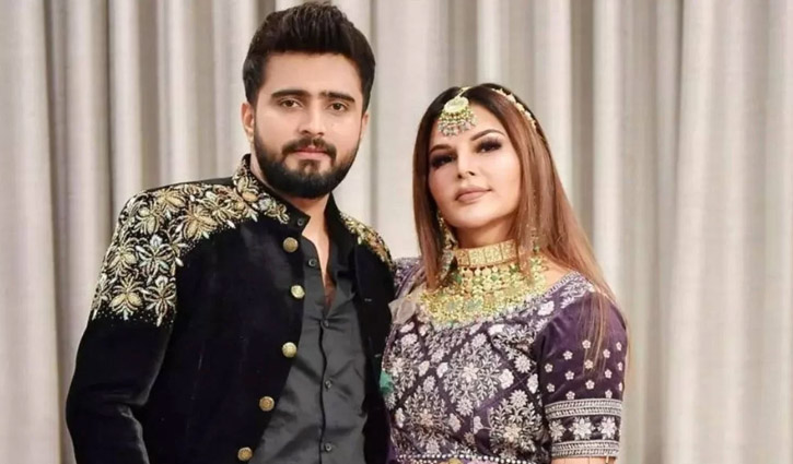 ‘আমি ইসলাম ধর্ম গ্রহণ করেছি, আপনার ছেলে আমাকে বিয়ে করেছে’