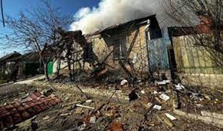 খেরসনে রুশ হামলায় নিহত ৩