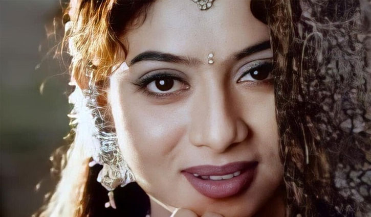 আবারও ফেক আইডিতে শাবনূরকে নিয়ে বিভ্রান্তি আবারও ফেক আইডিতে শাবনূরকে নিয়ে বিভ্রান্তি