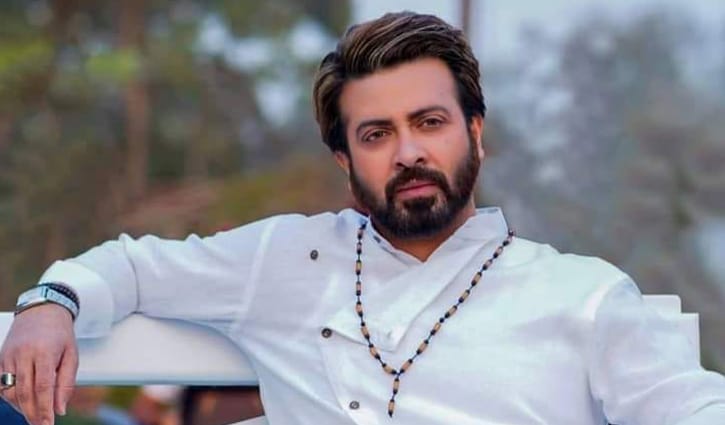 শব্দেই চমক, নীরবে দেশ ছাড়লেন শাকিব