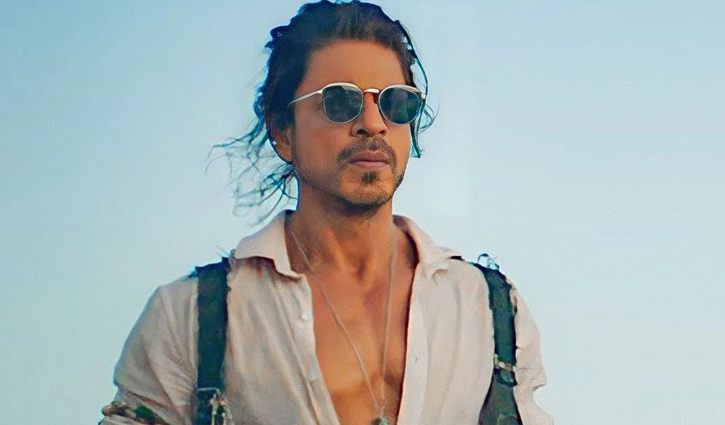 দুই দিনে শাহরুখের সিনেমার আয় ৩০০ কোটির বেশি