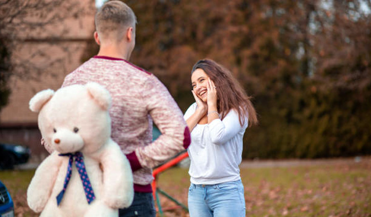 টেডি ডে: যেভাবে এলো এই আদুরে পুতুল