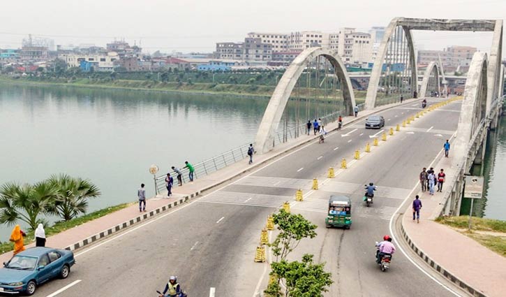 তরুণীর আত্মহত্যার চেষ্টা, উদ্ধার করলো ফায়ার সার্ভিস 