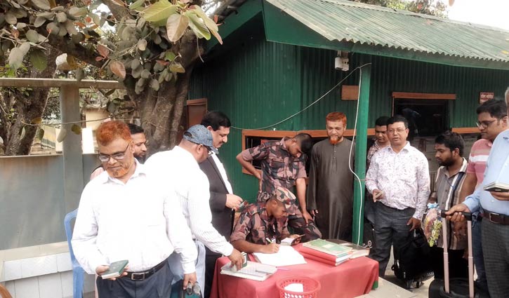 ৩ বছর পর চালু হলো সোনামসজিদ ইমিগ্রেশন