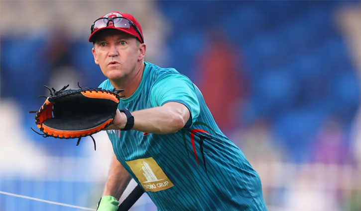 কোহলিদের প্রধান কোচের দায়িত্বে অ্যান্ডি ফ্লাওয়ার