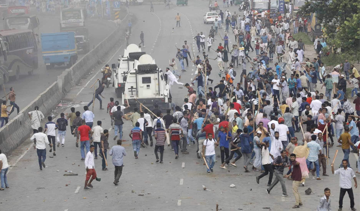 শনিবারের ঘটনায় আসামি ৪৫০, গ্রেপ্তার ১০
