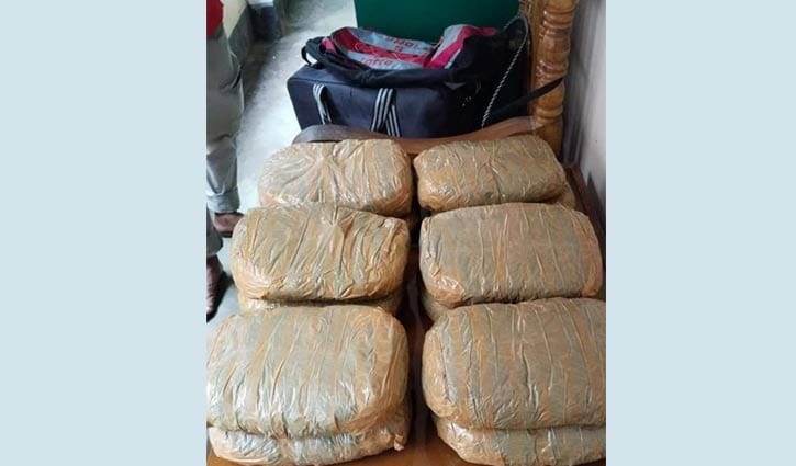 বরগুনায় গাঁজাসহ আটক ৩