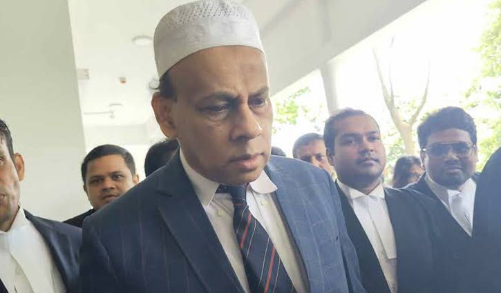 নিঃশর্ত ক্ষমা চেয়ে পার পেলেন কক্সবাজারের জেলা জজ