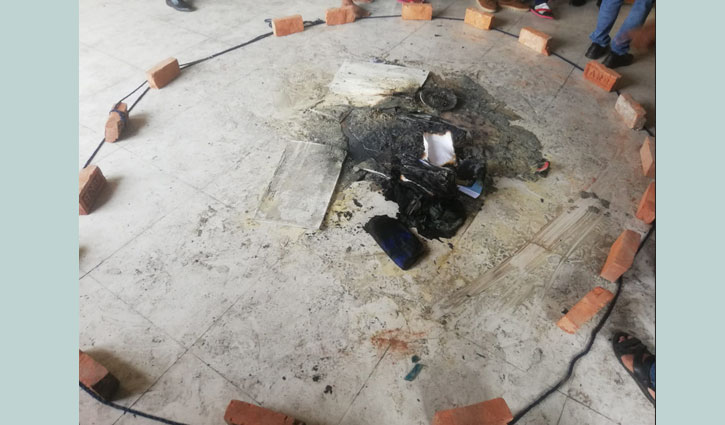 নোয়াখালীতে নবনির্মিত মডেল মসজিদে বিস্ফোরণ নোয়াখালীতে নবনির্মিত মডেল মসজিদে বিস্ফোরণ
