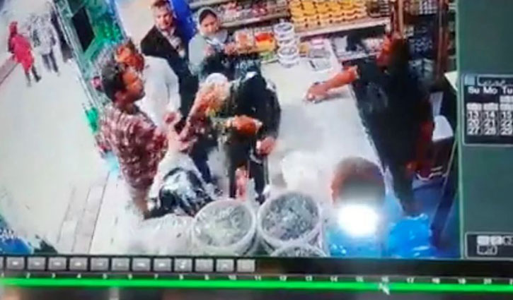 হিজাব না পরায় ইরানে ২ নারীকে গ্রেপ্তার