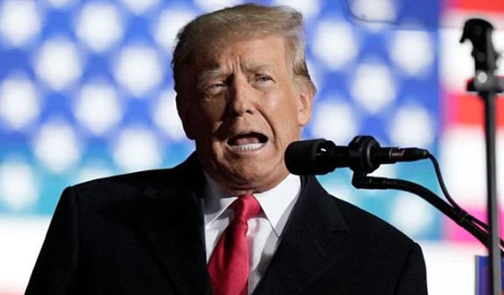 চীনের প্রেসিডেন্টের পশ্চাৎদেশে চুমু দিচ্ছেন ম্যাক্রন: ট্রাম্প