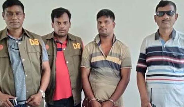 পেটের ভেতর মিললো ৬০০ ইয়াবা