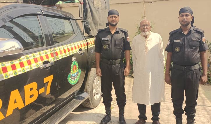 ২০ বছর পর ট্রিপল মার্ডার মামলার দণ্ডিত আসামি গ্রেপ্তার