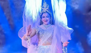 ৭৪ বছর বয়সী হেমার ব্যালে নাচে মুগ্ধ দর্শক