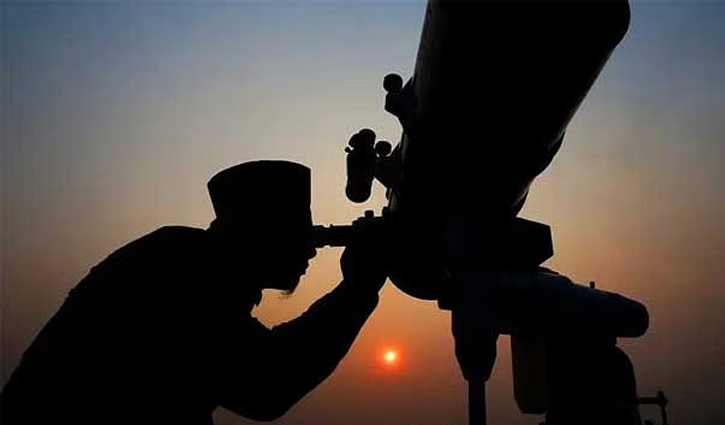 ঈদুল ফিতর ক‌বে জানা যা‌বে শুক্রবার