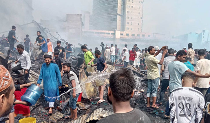 দুর্ঘটনা নাকি নাশকতা, অনুসন্ধানে গোয়েন্দারা