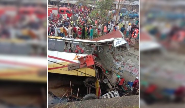 17 killed as passenger bus falls into ditch in Madaripur