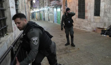 Israeli police kill Palestinian man near Al-Aqsa
