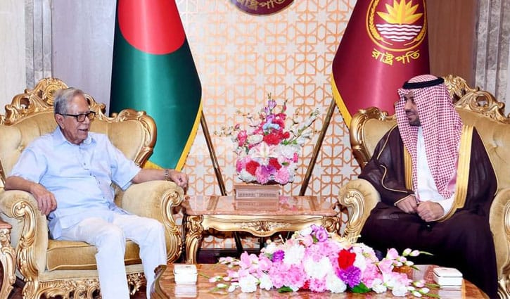 Saudi envoy pays courtesy call on President