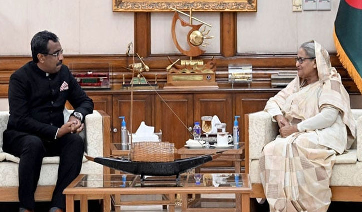 PM offers India to use Chattogram, Sylhet ports