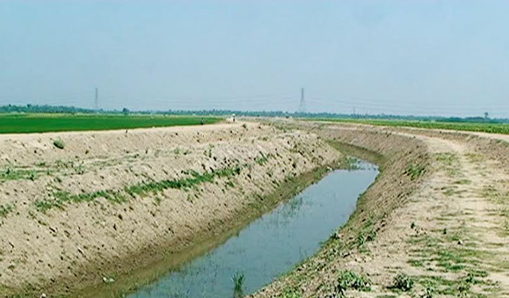 খরতাপ, বিদ্যুৎ ও সেচ সংকটে চরম ঝুঁকিতে বোরো চাষ