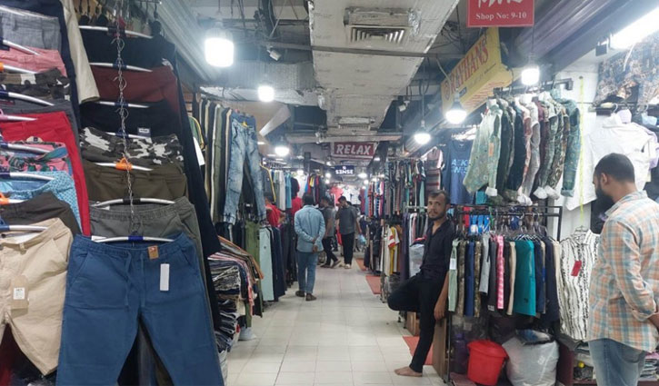 খুলে দেওয়া হলো নিউমার্কেট