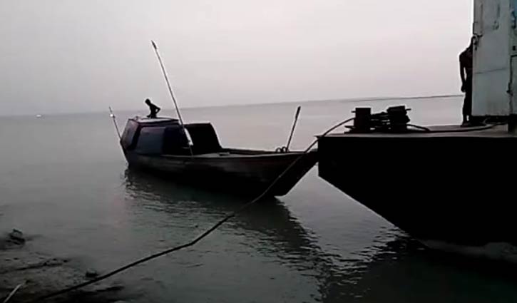 ঝড়ে নৌকা ডুবি: নতুন বউ নিয়ে বাড়ি ফেরা হলো না রাব্বির 