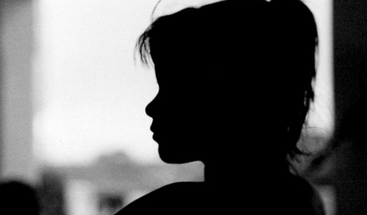 রাজশাহীতে ঈদ সালামির কথা বলে শিশুকে ডেকে নিয়ে ধর্ষণের পর হত্যা