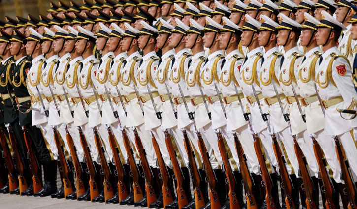 সেনাবাহিনীকে নিয়ে কৌতুক করায় জরিমানা ২১ লাখ ডলার