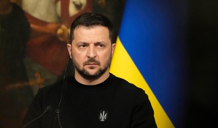 বাখমুত রাশিয়ার দখলে যাওয়ার কথা স্বীকার করলেন জেলেনস্কি