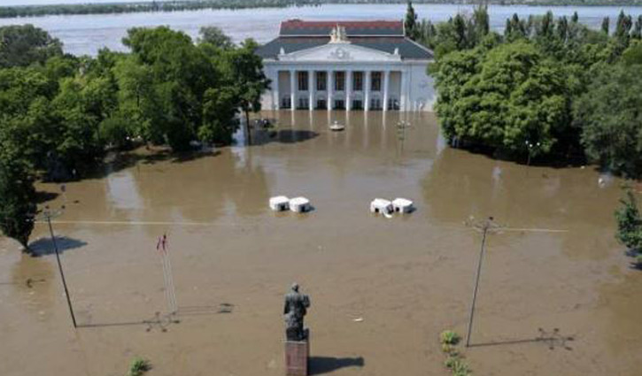 ইউক্রেনের ৫ লাখ হেক্টর জমি ‘মরুভূমিতে’ পরিণত হতে পারে