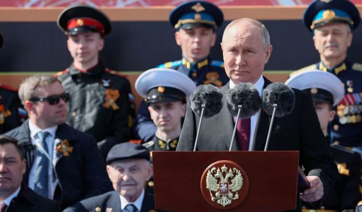 ইউক্রেনের বিরুদ্ধে লড়াইকে ‘পবিত্র যুদ্ধ’ বললেন পুতিন