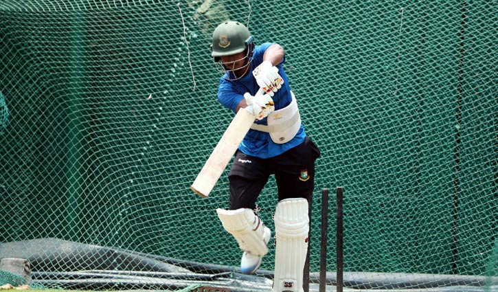 আগে থেকেই সতর্কাবস্থায় দিপু!