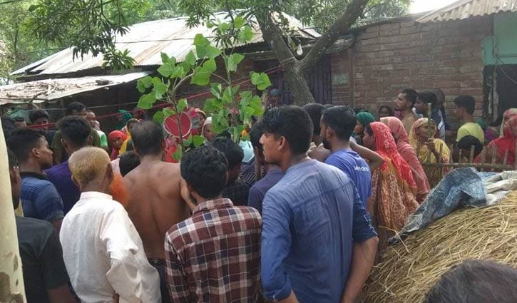 পানিতে ডুবে শিশুর মৃত্যু