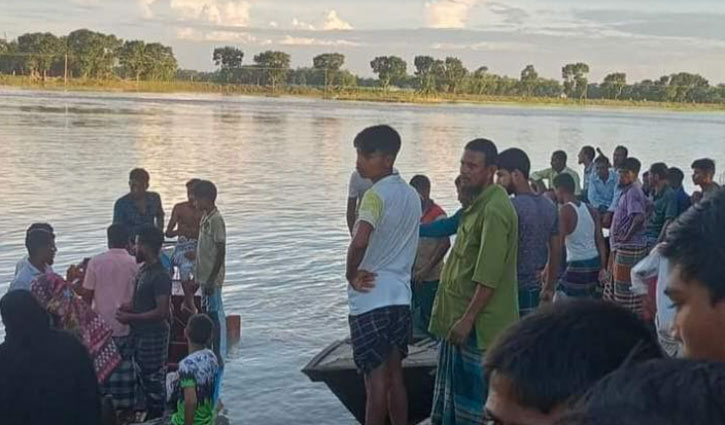 কংস নদীতে নৌকাডুবি, একজনের মরদেহ উদ্ধার