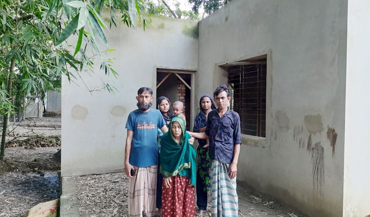 হবিগঞ্জে দেড় বছরেও শেষ হয়নি বীর নিবাস নির্মাণ