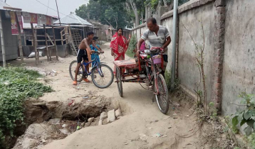 ৫০০ মিটার রাস্তার জন্য ঘুরতে হয় ৩ কিলোমিটার
