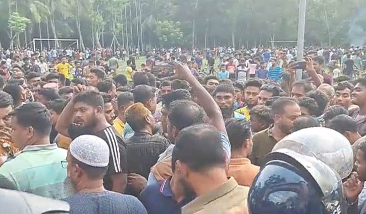 টিকটক করায় শিক্ষকের মারধরে ছাত্রের মৃত্যু, স্কুল ভাঙচুর