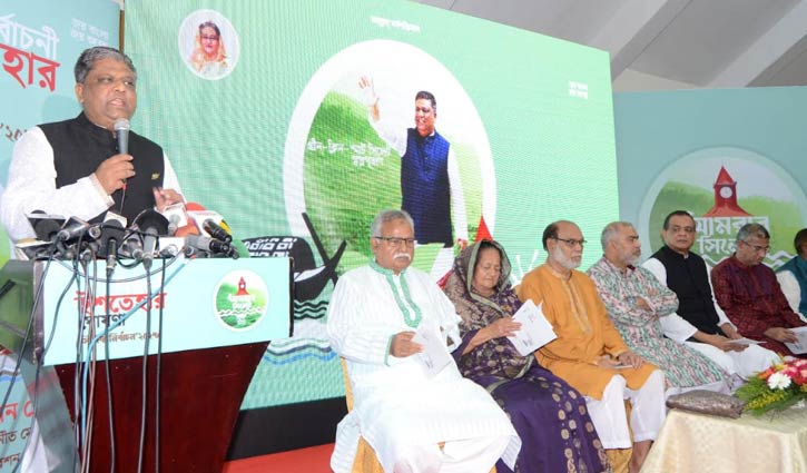 সিসিক নির্বাচন: ২১ প্রতিশ্রুতি দিয়ে ইশতেহার ঘোষণা আনোয়ারুজ্জামান