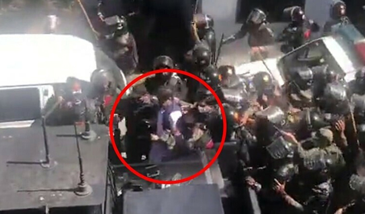 ইমরান খান গ্রেপ্তার