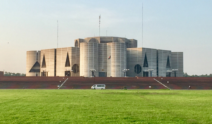 গণমাধ্যমকর্মী বিল পরীক্ষায় আরও সময় নিলো সংসদীয় কমিটি