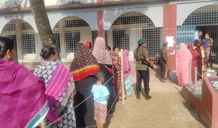 Voting to Gazipur City Corporation polls underway