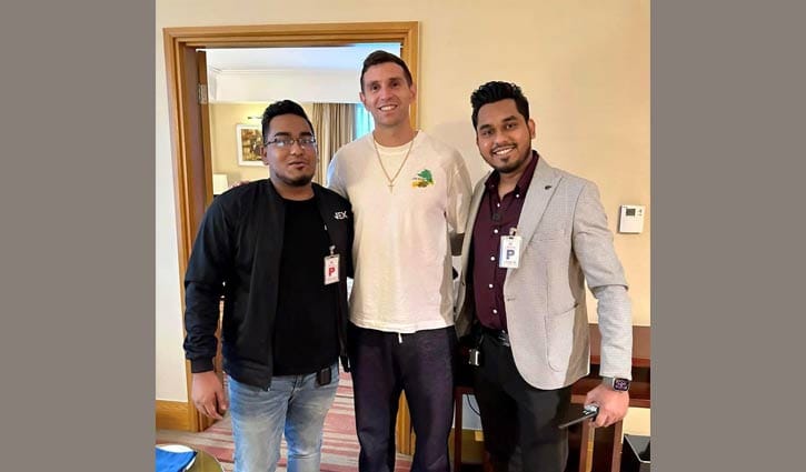 World Cup winning goalkeeper Martinez arrives in Dhaka