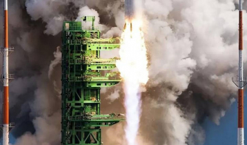 South Korea launches homegrown rocket